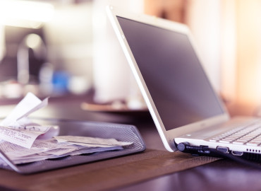 как бесплатно избавиться от долгов физ. лицам через МФЦ в 2026 - фото - 1